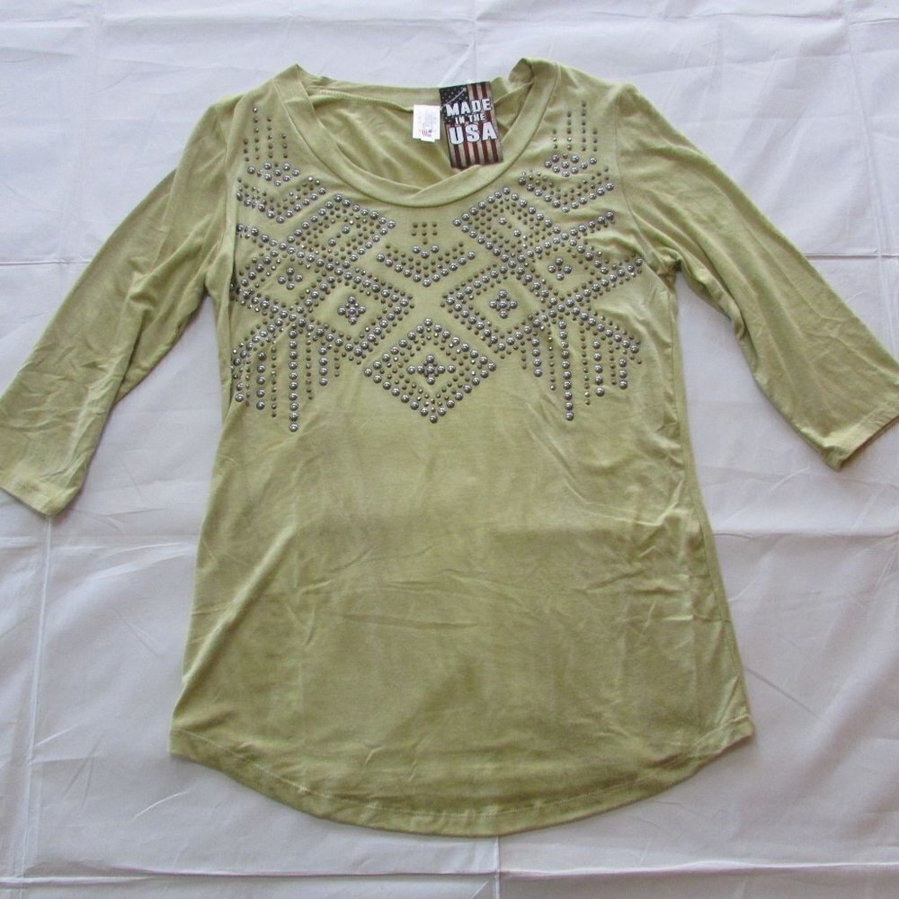 Liberty Wear Women's 3/4 Sleeve Rhinestone Embellished Sedona Shirt Mustard